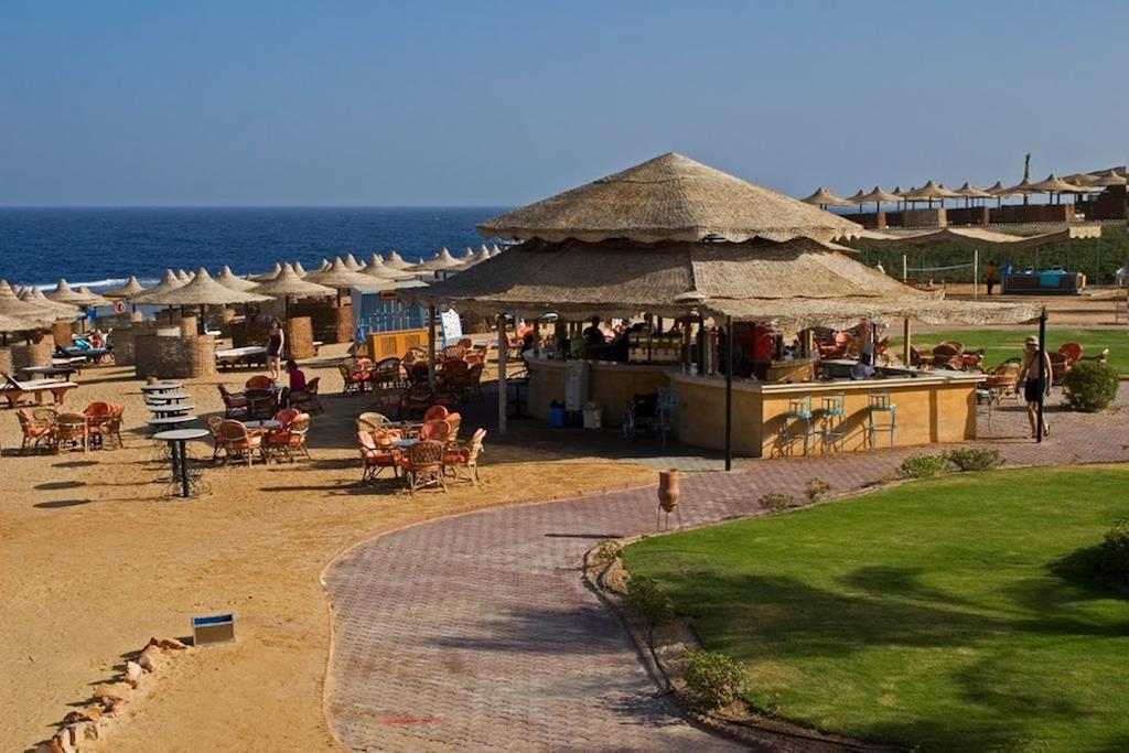 Akassia Swiss Resort El Qoseir Exteriör bild